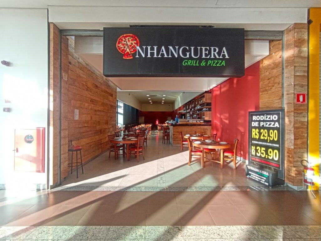 Fachada da Pizzarias Anhanguera Grill & Pizza, localizada no bairro Ipês (Polvilho), cidade de Cajamar.