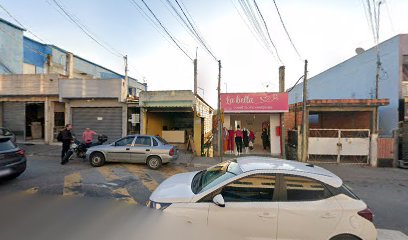 Fachada da Pizzarias Pizzaria & Esfiharia Iguatu, localizada no bairro Guaturinho, cidade de Cajamar.